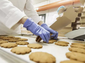 Seleção e requisitos de chapéus de trabalho para empresas alimentícias